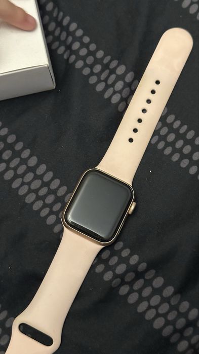 Продам apple watch