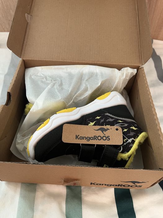Нови боти KangaRoos 25 размер водоустойчиви с дебела вата