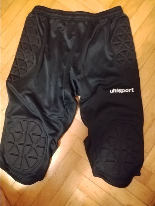 Echipament sportiv pentru portar.