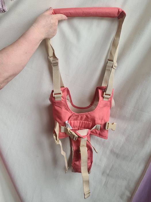 шлем, вожжи, рюкзак подушка