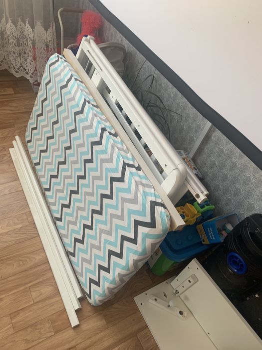 Кроватка детская