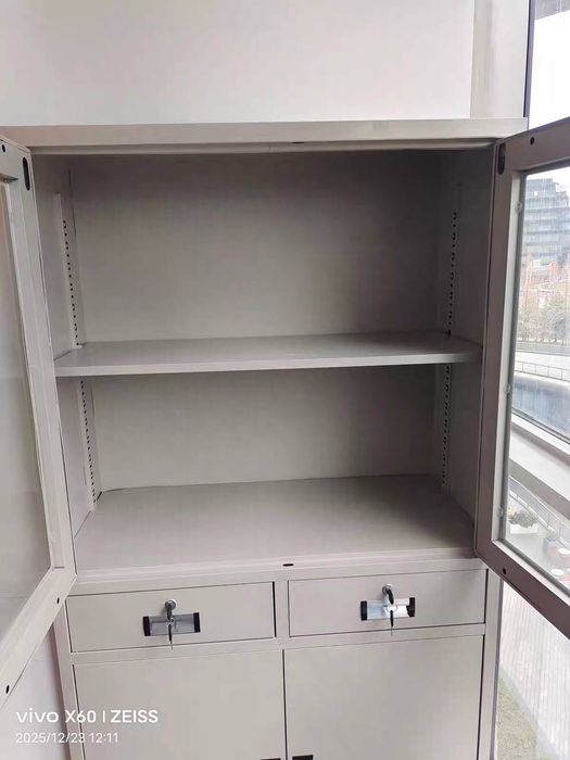 Железный шкаф для документов с ключом | Kalitli temir hujjat shkafi