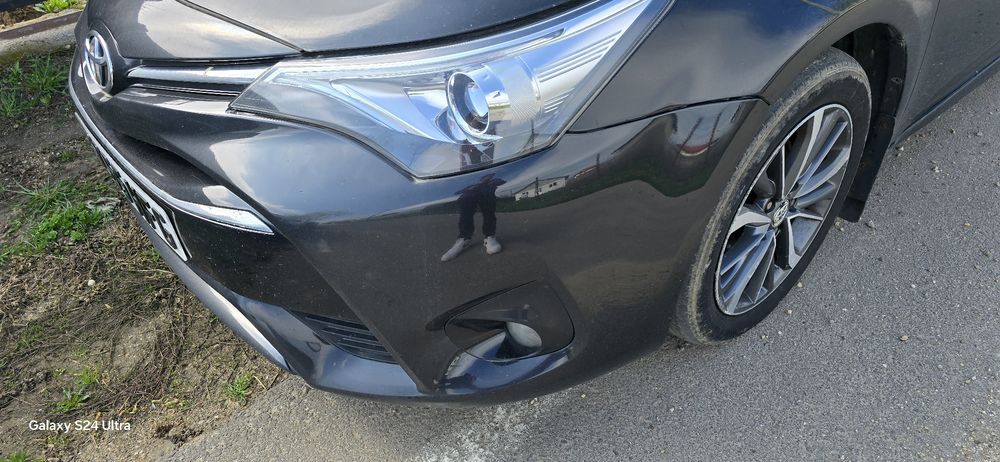 Capota motor toyota avensis 2015-2018