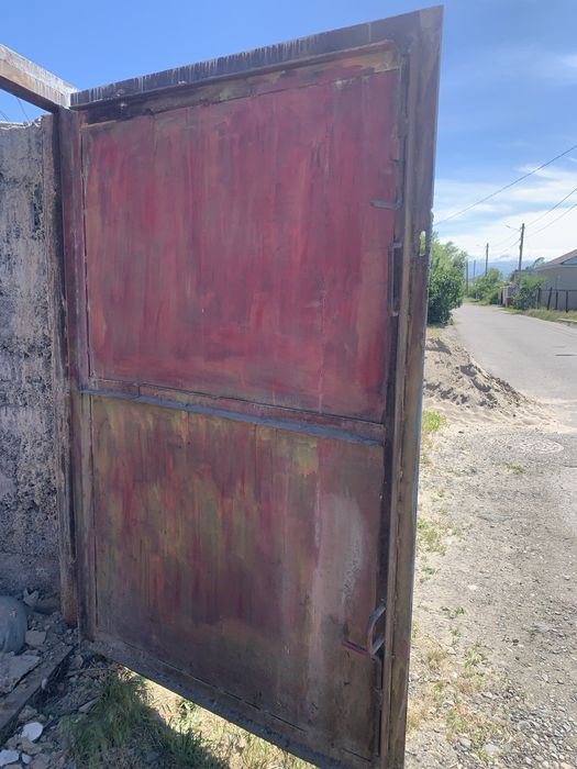 Продам забор от гаража