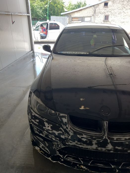 Vopsitorie auto Tinichigerie Lucram și cu asigurari