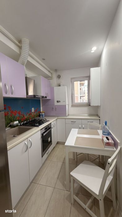 2 camere,bucătărie separată, vedere la piscină, parcare, în Cosmopolis