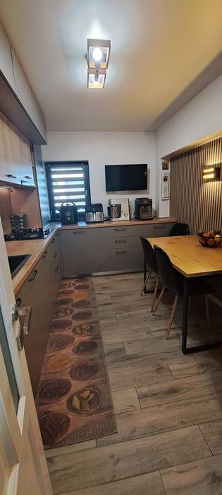 Apartament 3 camere, parter, zona centrala