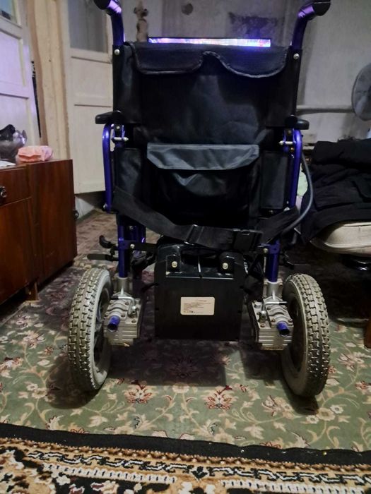 Инвалидная коляска