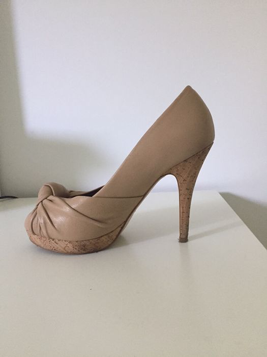 Pantofi eleganti din piele naturala