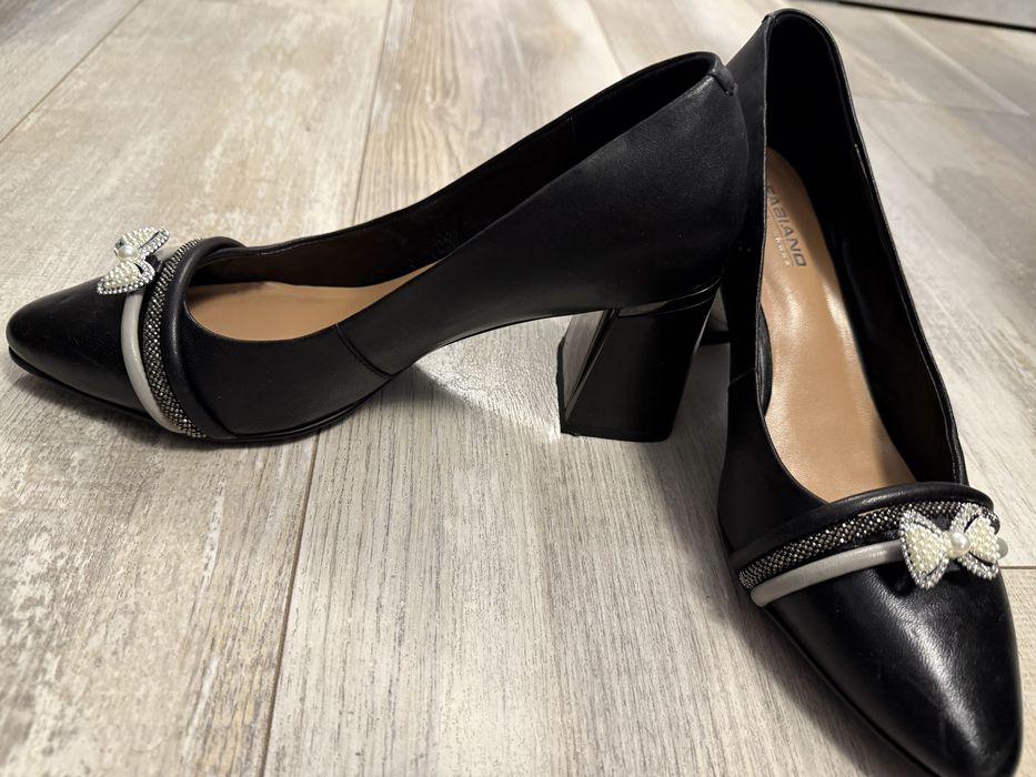 Обувки и сандали на промоция