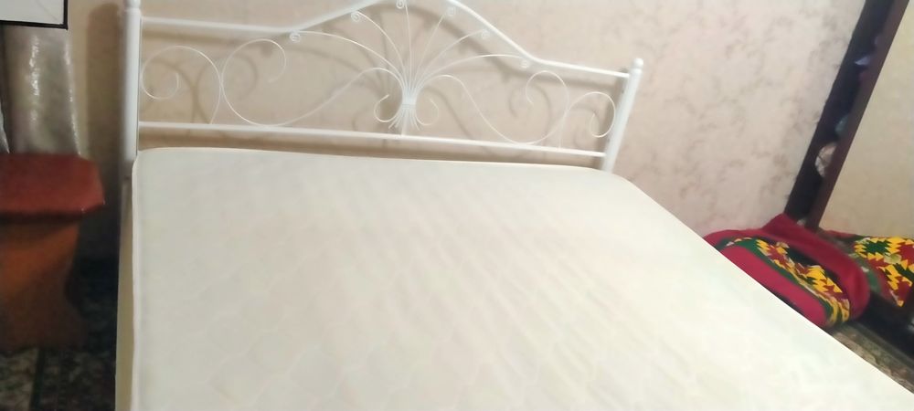 Продам кровать металлическая