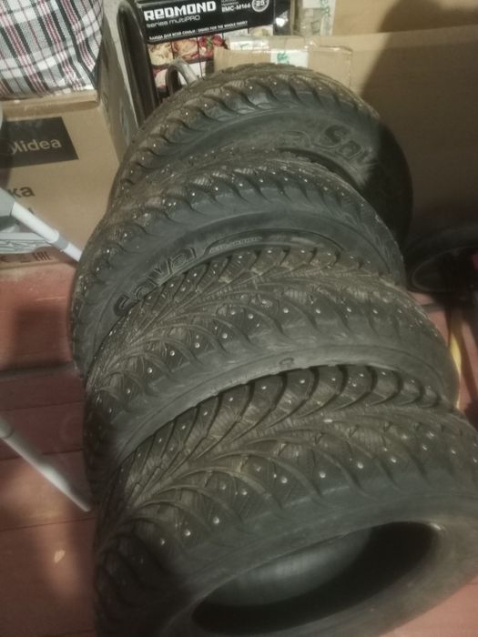 Шины зимние на 16