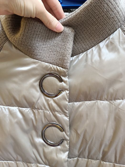 Продам весеннюю куртку