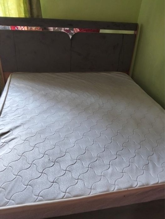 Спальный с матрасом новый