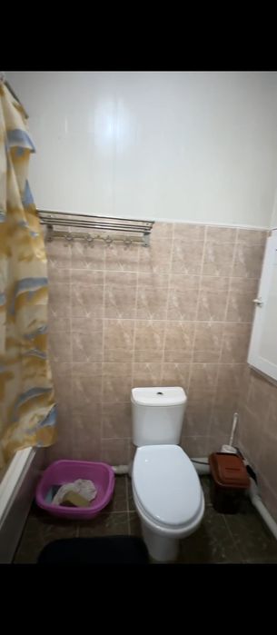 Sergeli 2chi bekat 2 xonali kvartira beriladi srochno