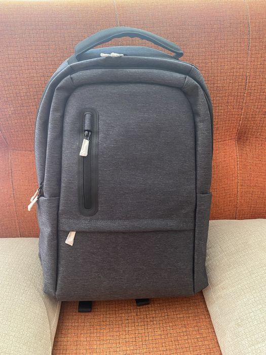 Рюкзак цвет темно серый