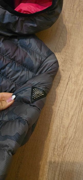 Guess S-дамско яке пълнеж пух