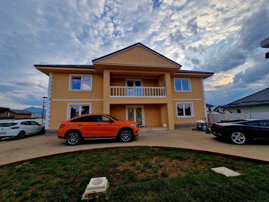 Casa de vanzare in Izvor