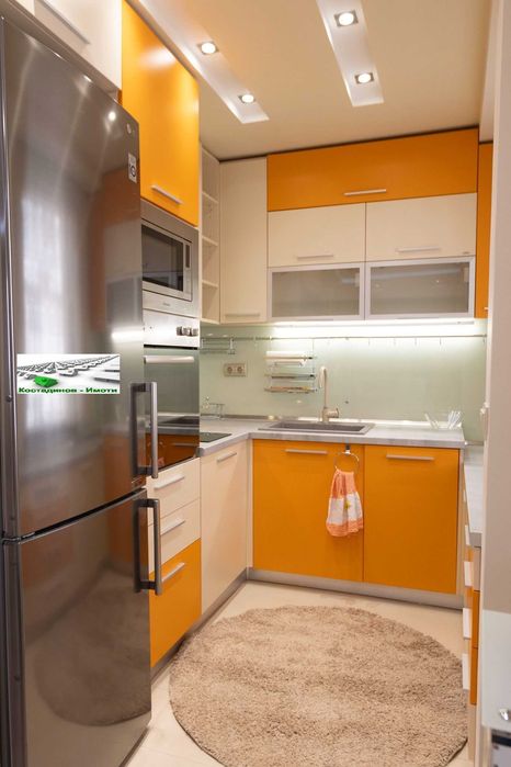 Дава се под наем Тристаен апартамент в Пловдив, Мараша - 118 кв.м за 722.67 € - Снимка #4