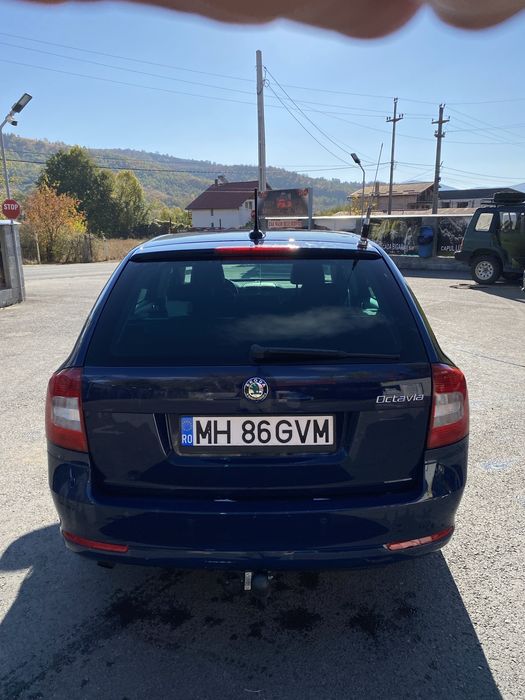 SKODA Octavia 2012 — imagine 4