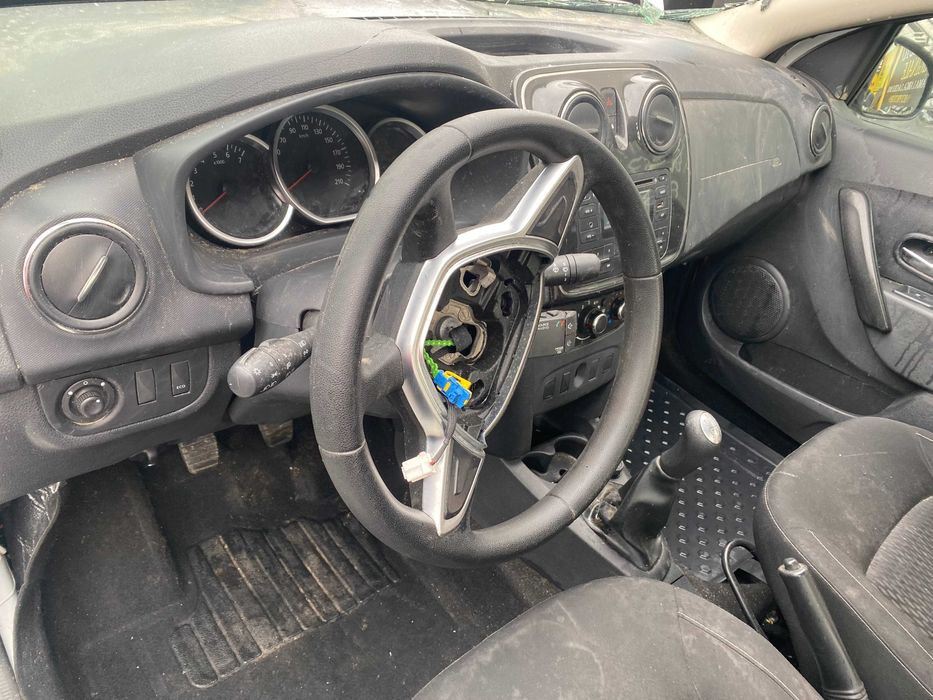 dezmembrez dacia logan 2017 cod motor k9k euro 6 , 75 cai/ usa fata