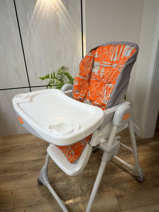 Продам стул для кормлений от 3 мес