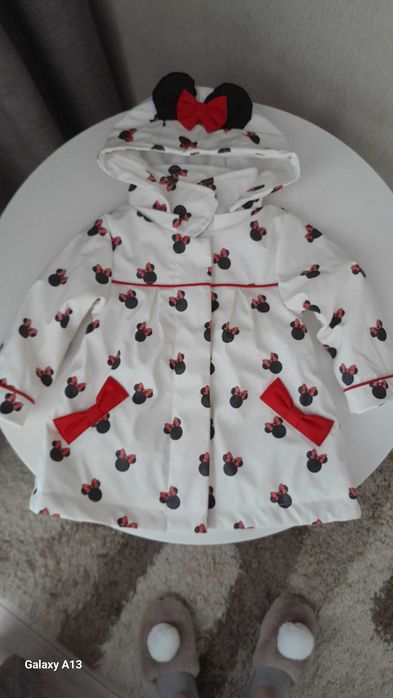 Продам для  девочки плащик