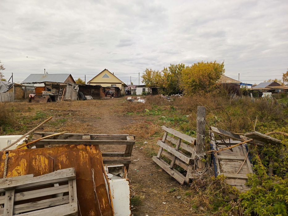 Участок 10 соток ИЖС с домом