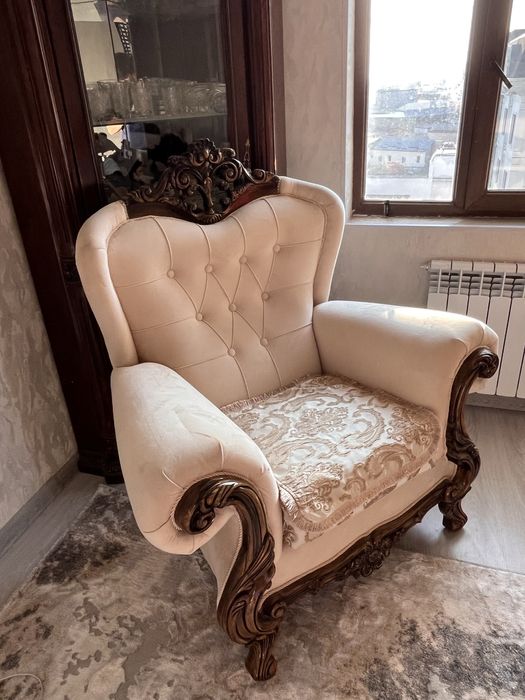 Мебель из настоящего дерева