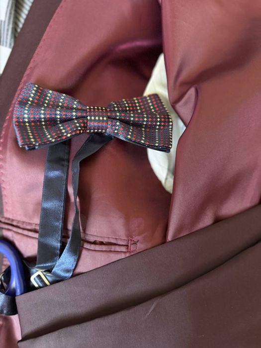 Костюм 48 р новый