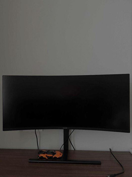Huawei MateView GT 34 / 3440×1440 / 165Hz