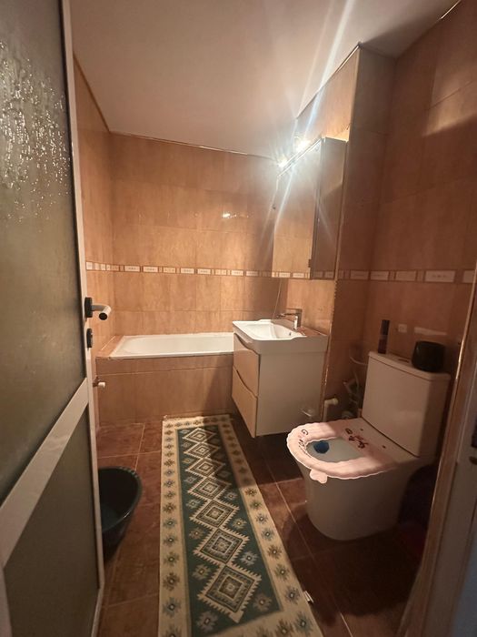 Apartament cu o camera de inchiriat