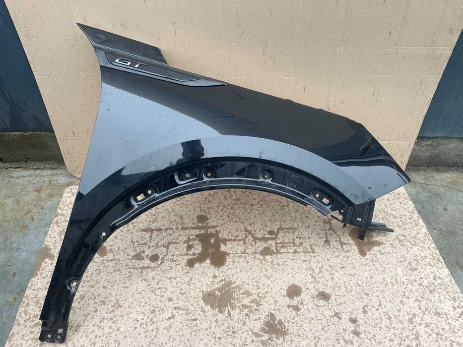 Fata completa / dezmembrari Peugeot 2008