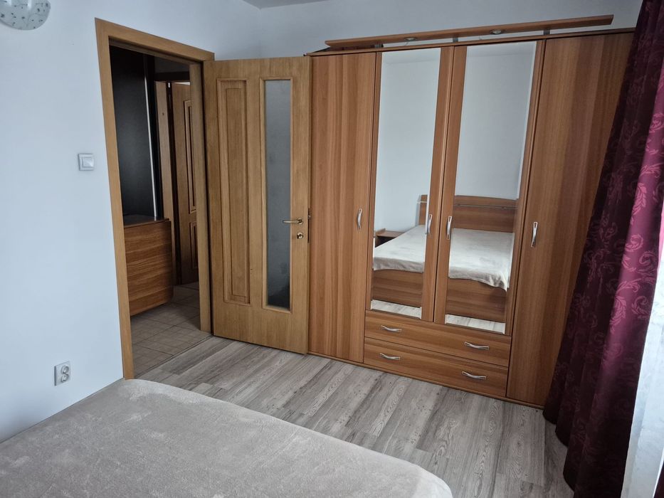 Ofer spre închiriere apartament 2 camere