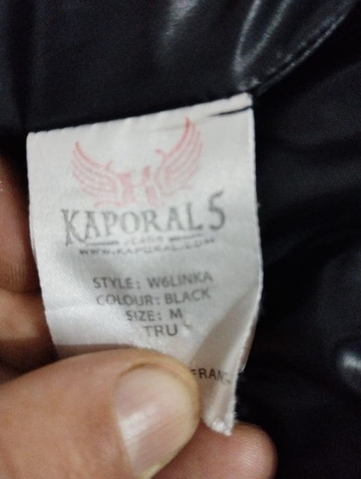 Vând geci diferite marimi