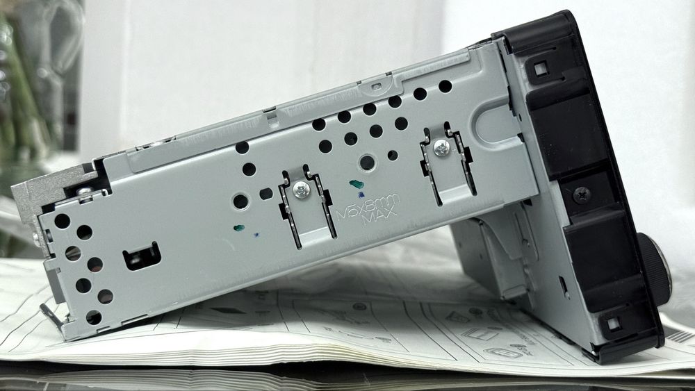 NOU - CD Player + Radio Mitsubishi Lancer