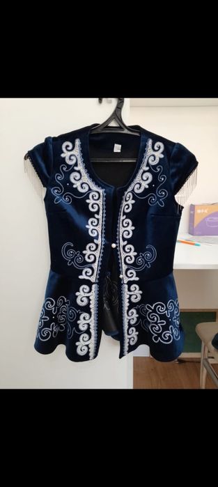 Национальный жилет