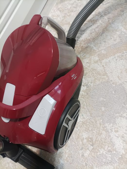 Продам пылесос марки tefal