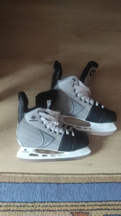 Продам коньки Nordway