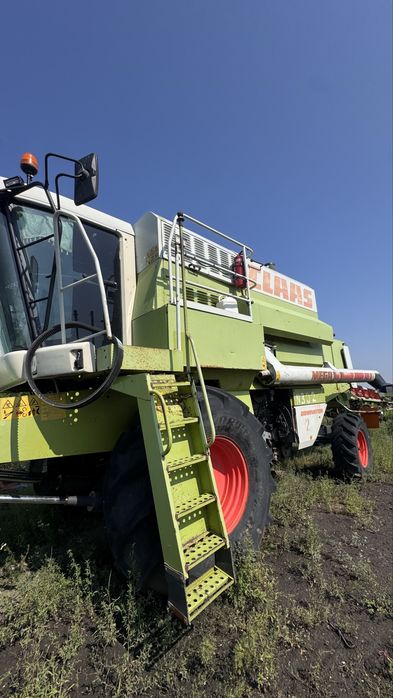 Продам Claas dominator