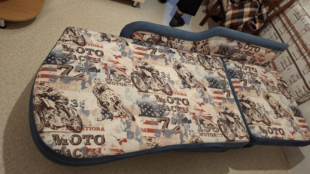 Продам детские диваны