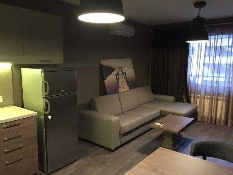 Продава се Едностаен апартамент в София, Гео Милев - 75 кв.м за 1200 €/кв.м - Снимка #1
