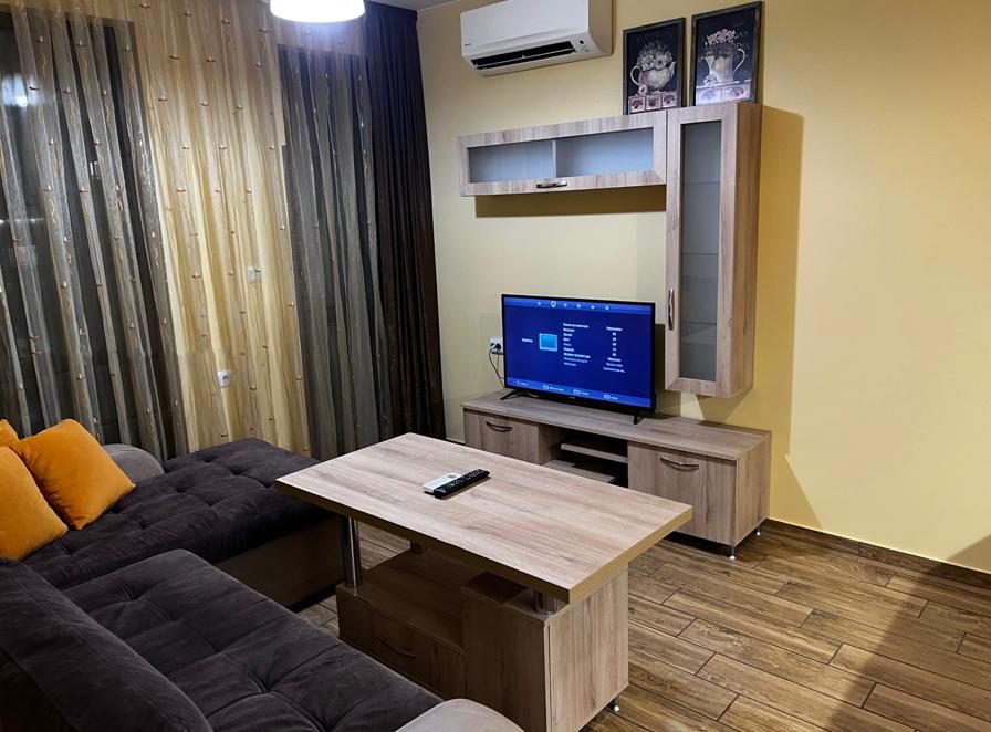 Дава се под наем Двустаен апартамент в Пловдив, Южен - 65 кв.м за 380 € - Снимка #2