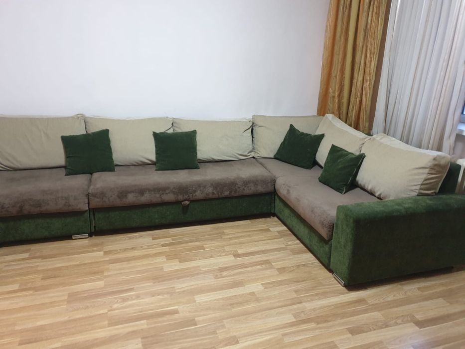 Продам диван угловой