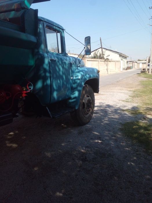 Zil maskovski sotiladi