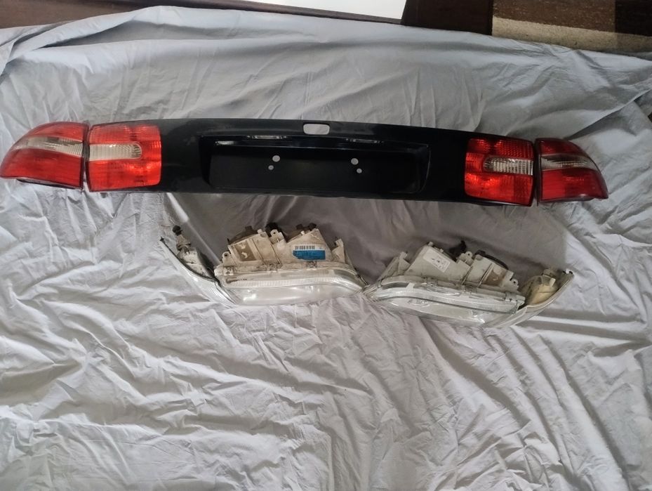 Faruri, stopuri Volvo V40 mk1