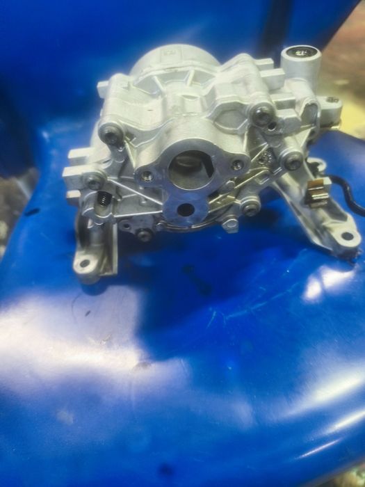Pompa ulei jaguar land ROVER 2.0 diesel