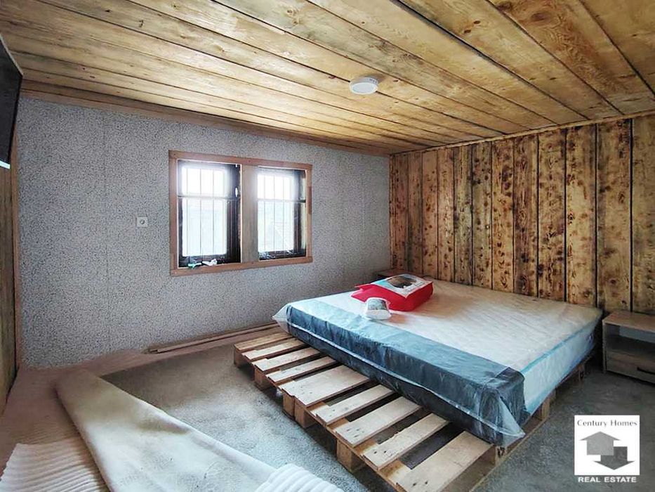 170272 Къща с гараж в живописното с. Катранджии, Община Дряново