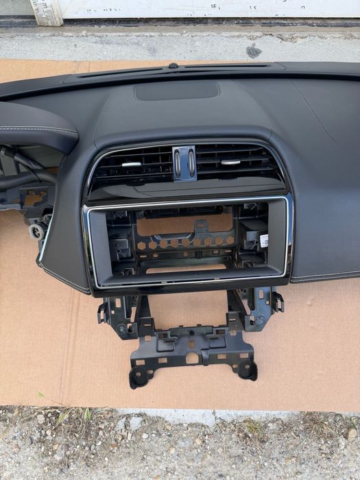 Plansa bord jaguar f-pace 2016-2020