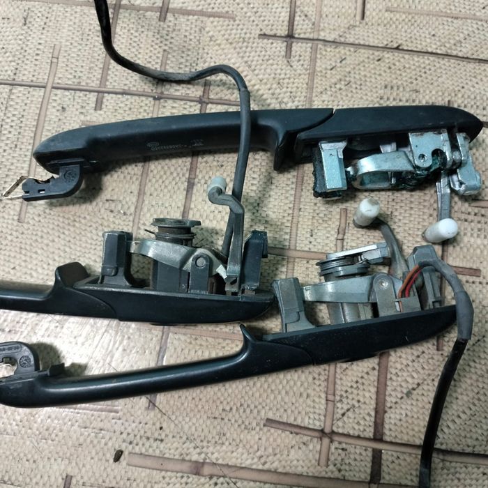 Ручки дверные наружние vw passat b4